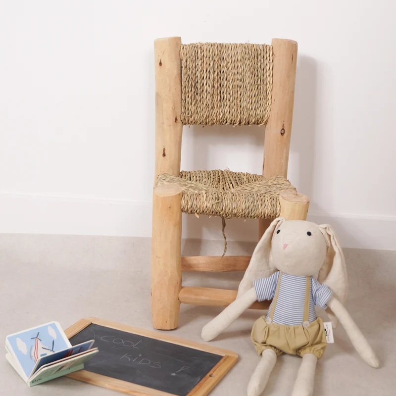 Chaise enfant en bois et corde