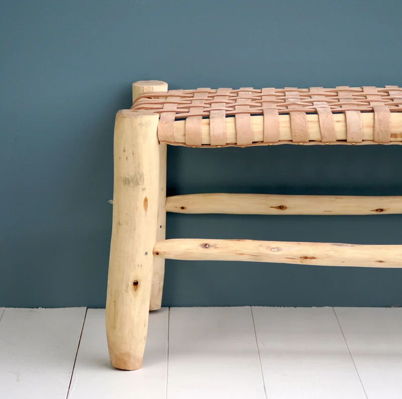 Banc marocain en bois et cuir 100cm