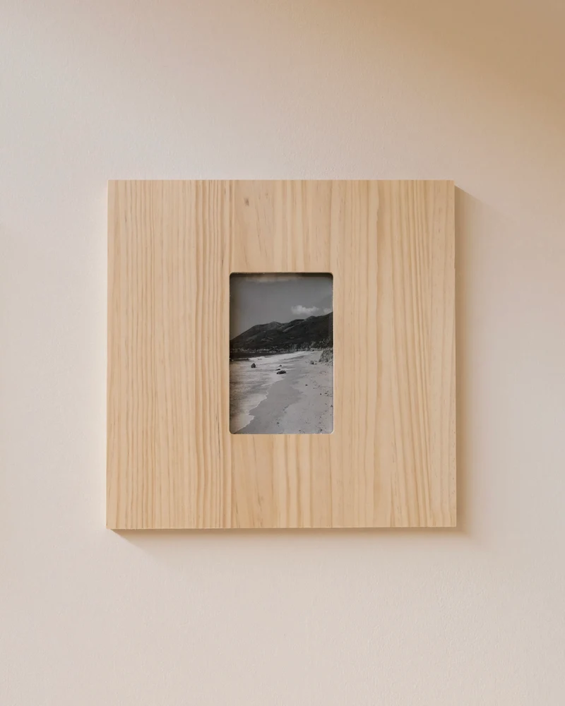 Romaní photo frame