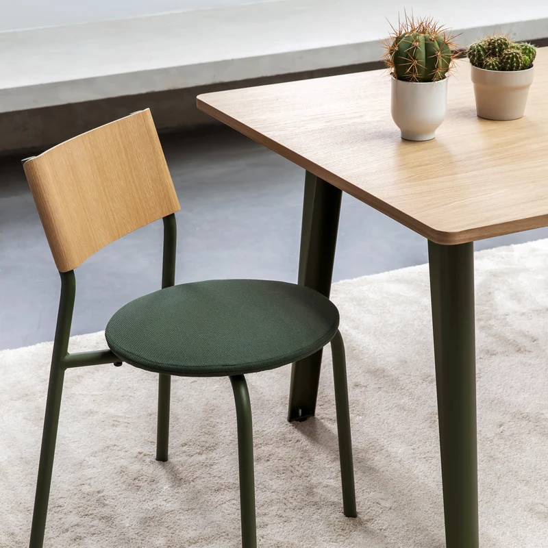 Table à manger NEW MODERN - bois éco-certifié