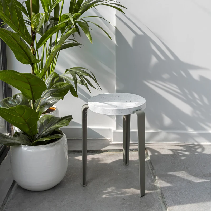 Tabouret LOU - plastique recyclé Venezia