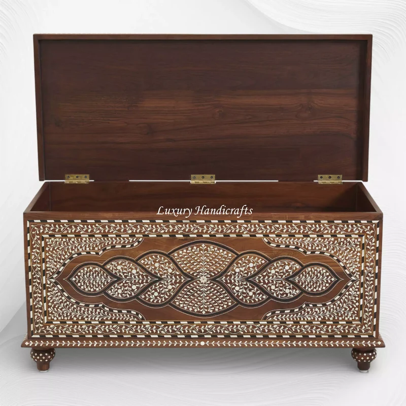 Moshi Teakwood Bone Inlaid Trunk Natural