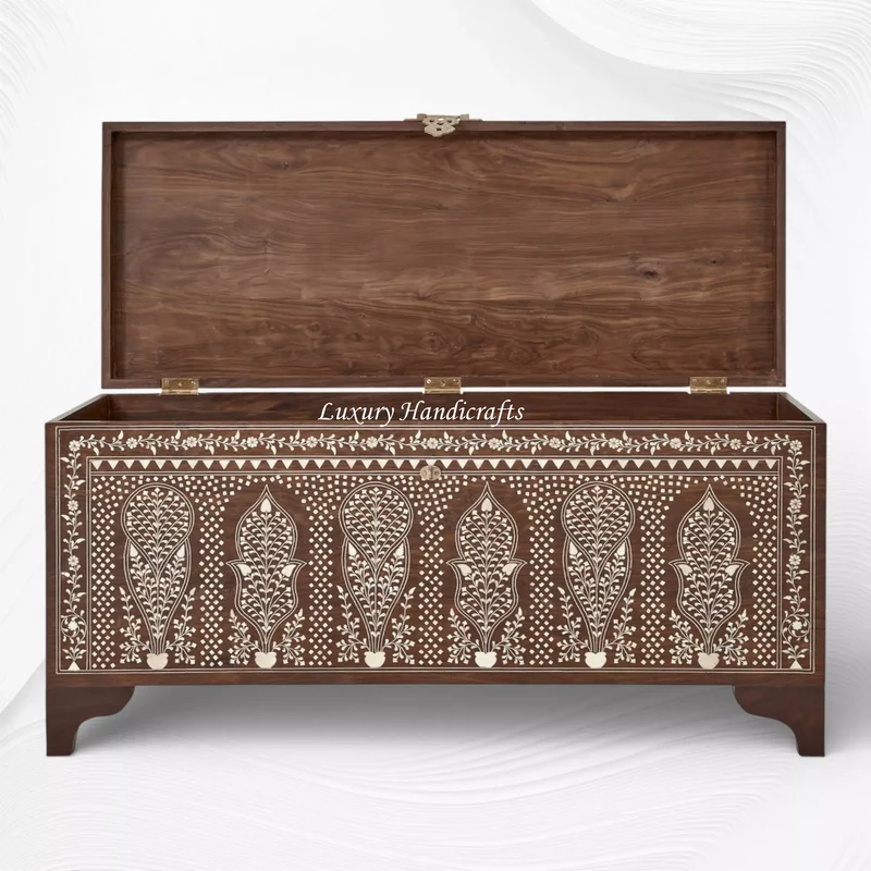 Toshi Teakwood Bone Inlaid Trunk