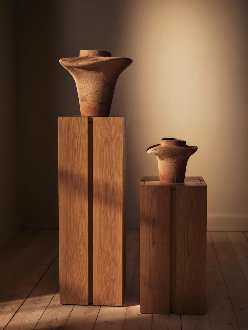 Parcel Pedestal