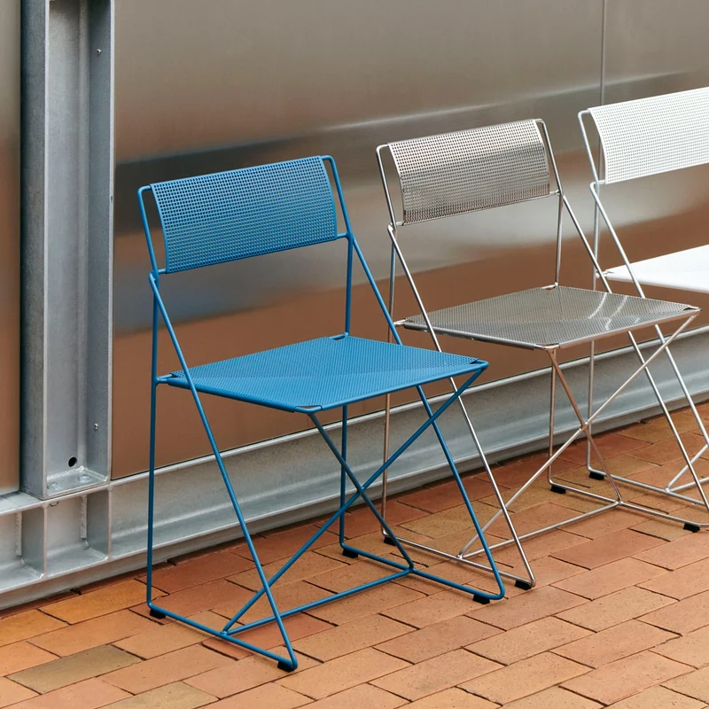 X Line Chair — Iron red Steel base
