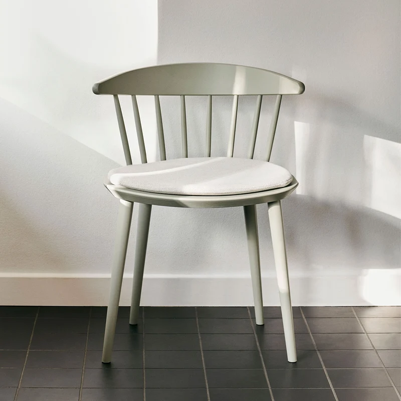 J Series Chair J-series
