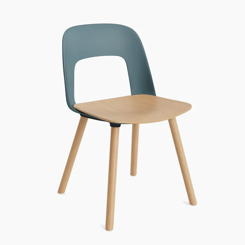 Layout Chair 122 — Lacquered oak 4-Leg