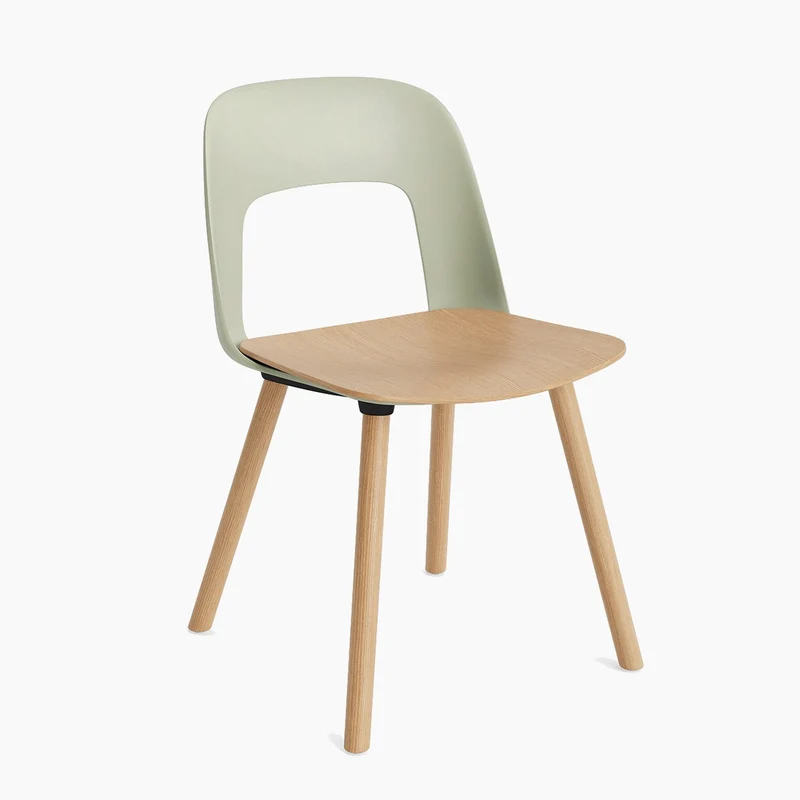 Layout Chair 122 — Lacquered oak 4-Leg