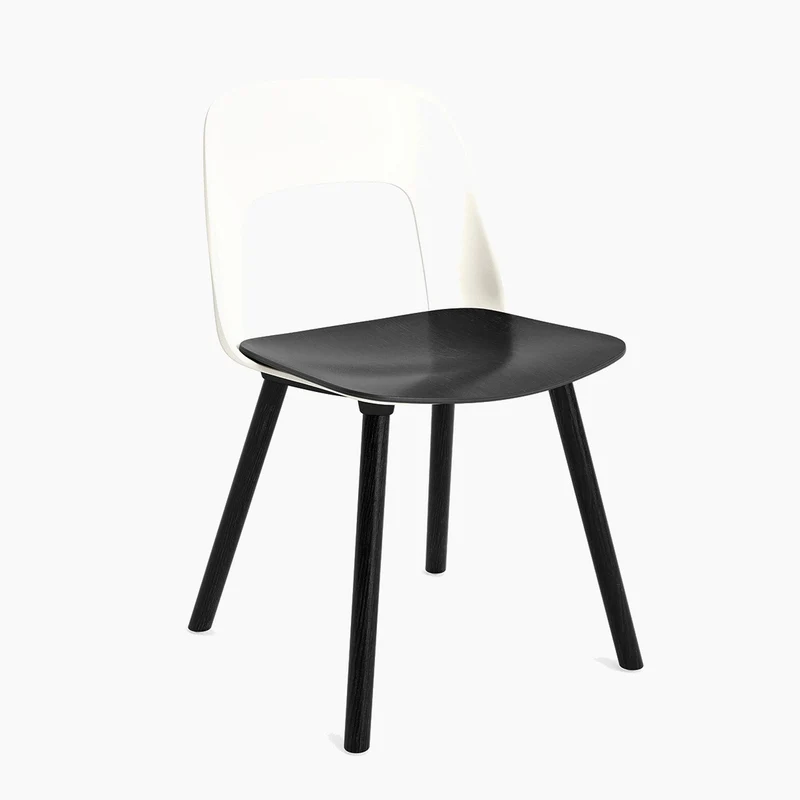 Layout Chair 122 — Black Lacquered oak 4-Leg