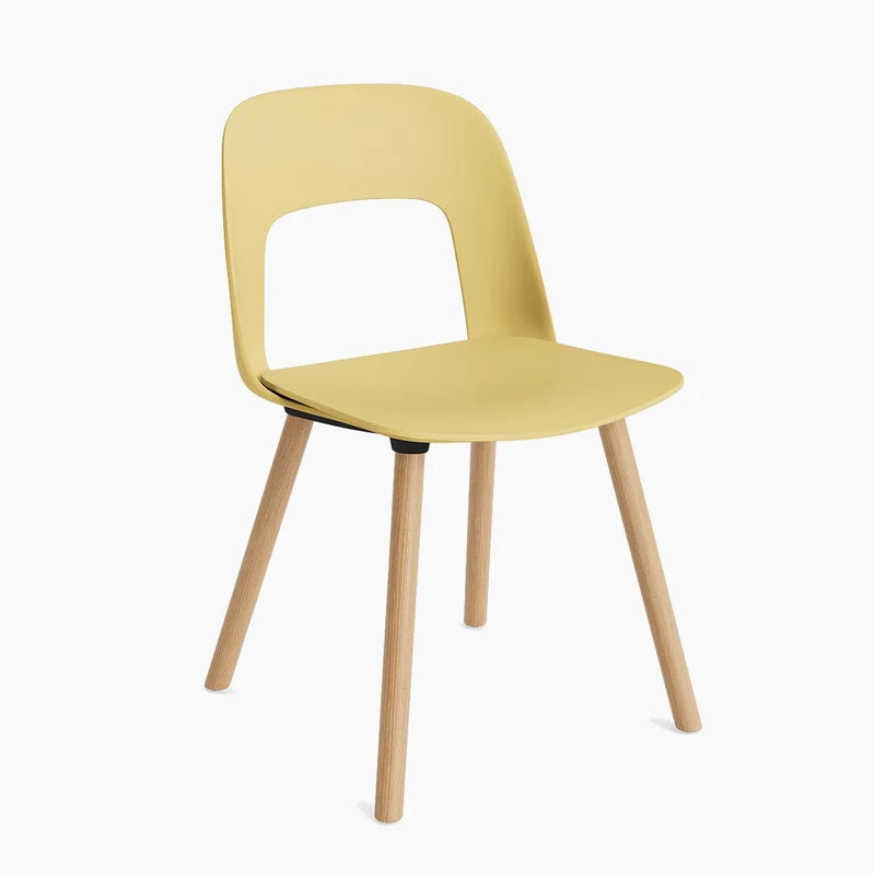 Layout Chair 121 — Lacquered oak 4-Leg