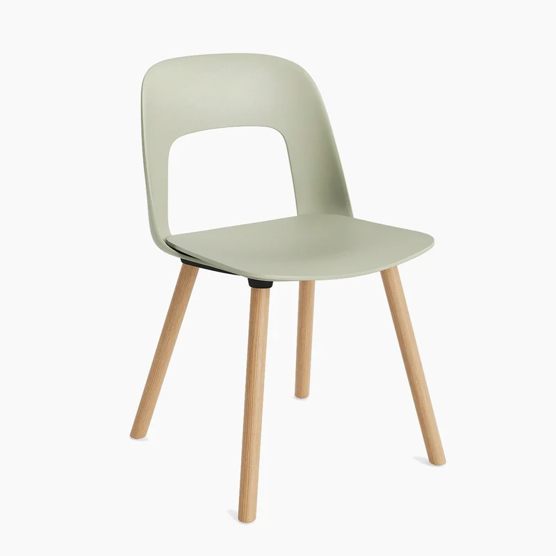 Layout Chair 121 — Lacquered oak 4-Leg