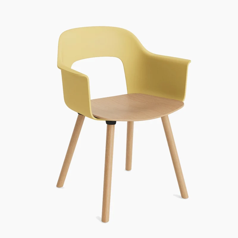 Layout Armchair 222 — Lacquered oak 4-Leg