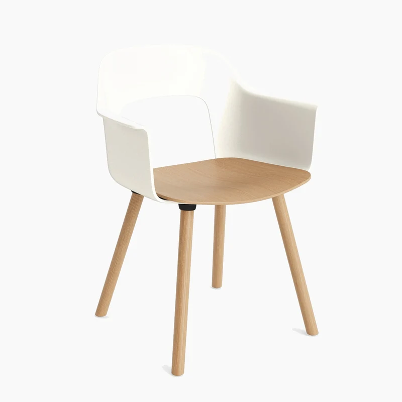 Layout Armchair 222 — Lacquered oak 4-Leg