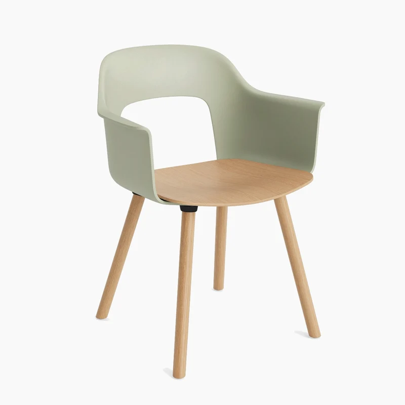 Layout Armchair 222 — Lacquered oak 4-Leg