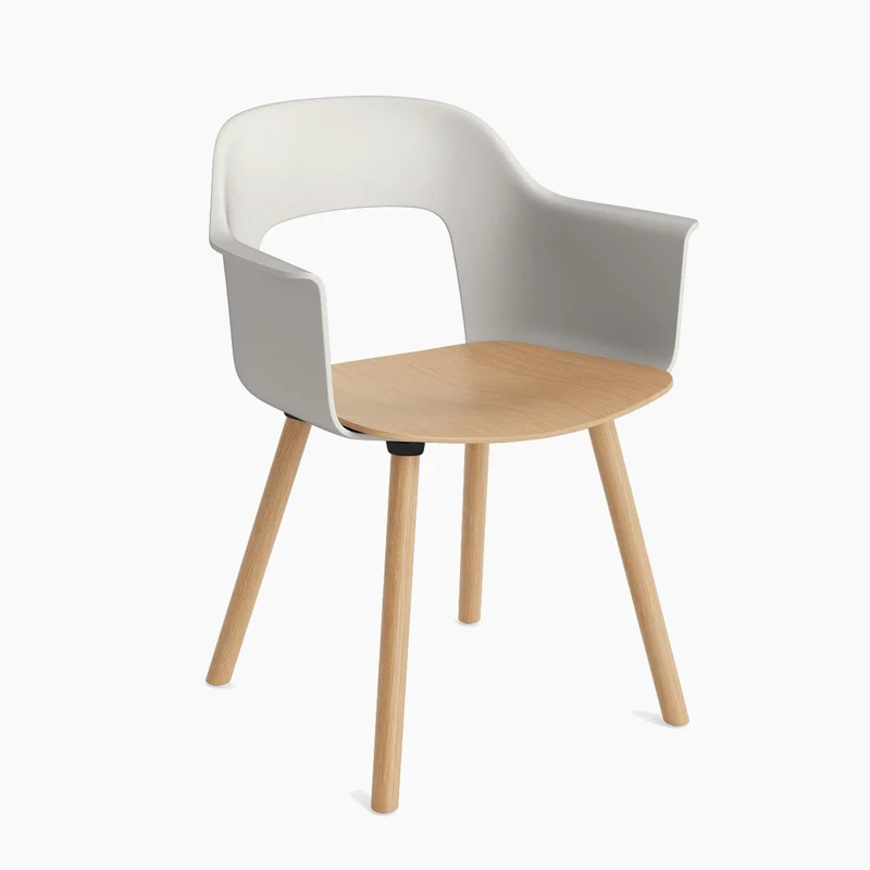 Layout Armchair 222 — Lacquered oak 4-Leg