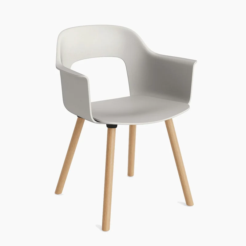 Layout Armchair 221 — Lacquered oak 4-Leg