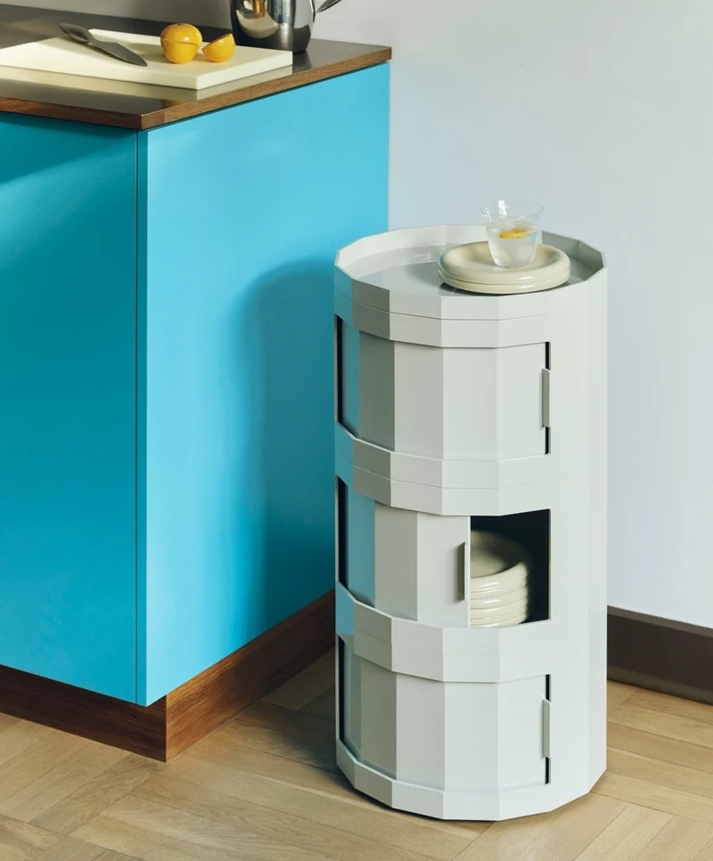Facet Cabinet 30