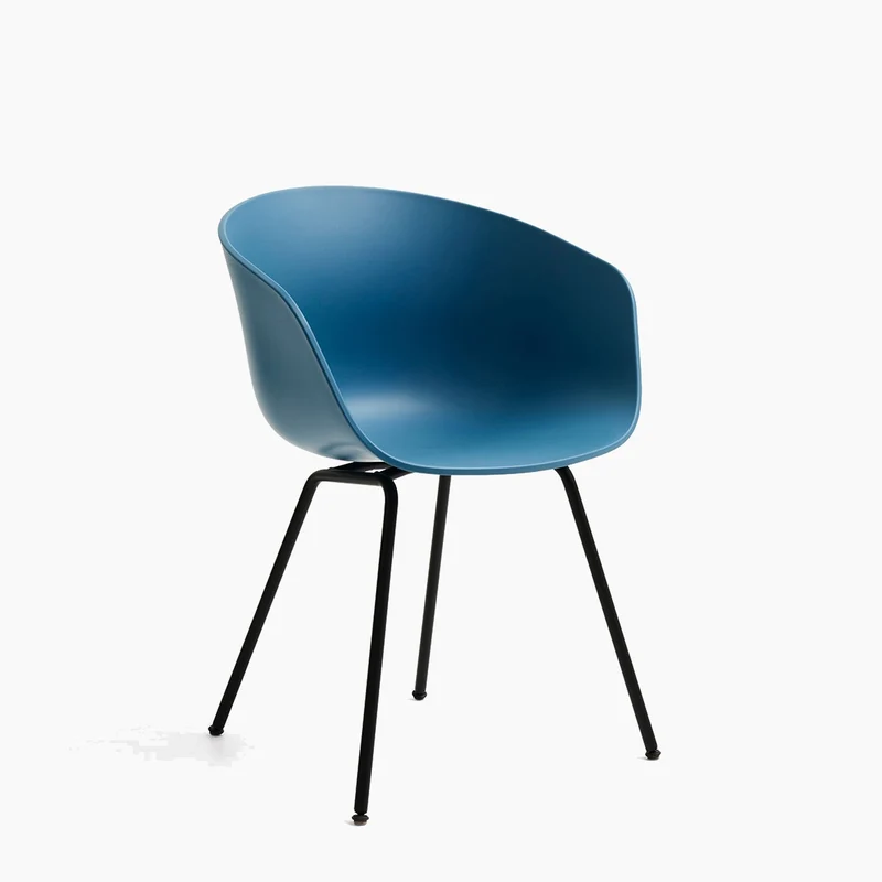 About A Chair AAC 26 — White Steel 4-Leg