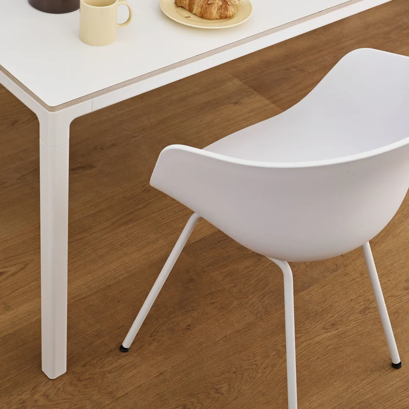 About A Chair AAC 26 — Black Steel 4-Leg