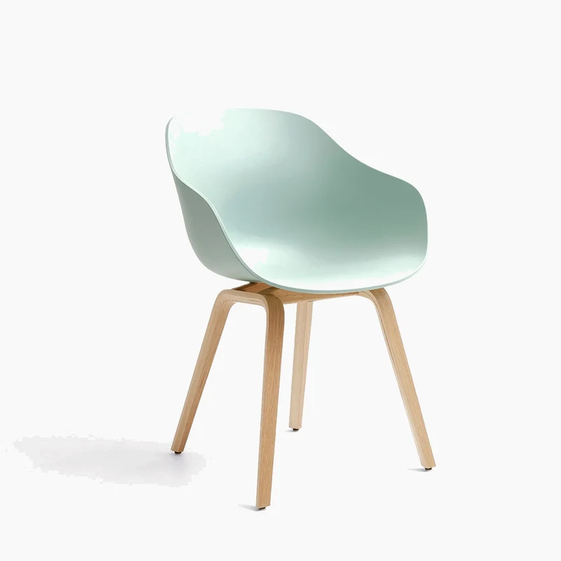 About A Chair AAC 222 — Lacquered Oak