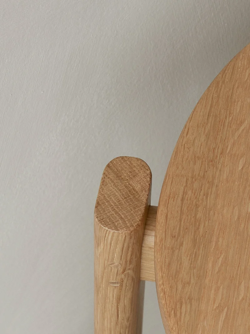 Passage Stool
