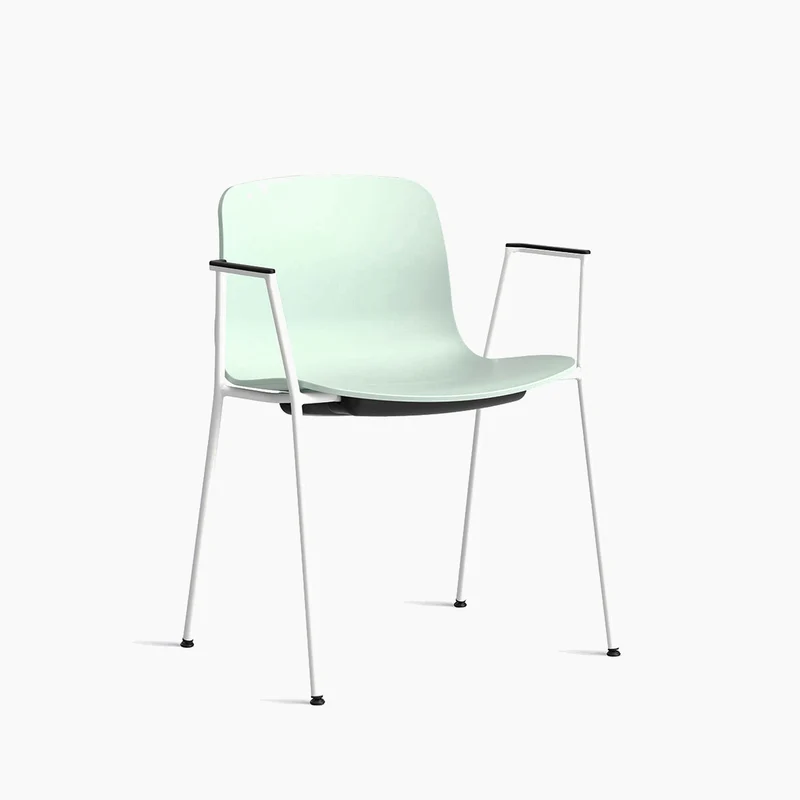 About A Chair AAC 18 — White Steel 4-Leg