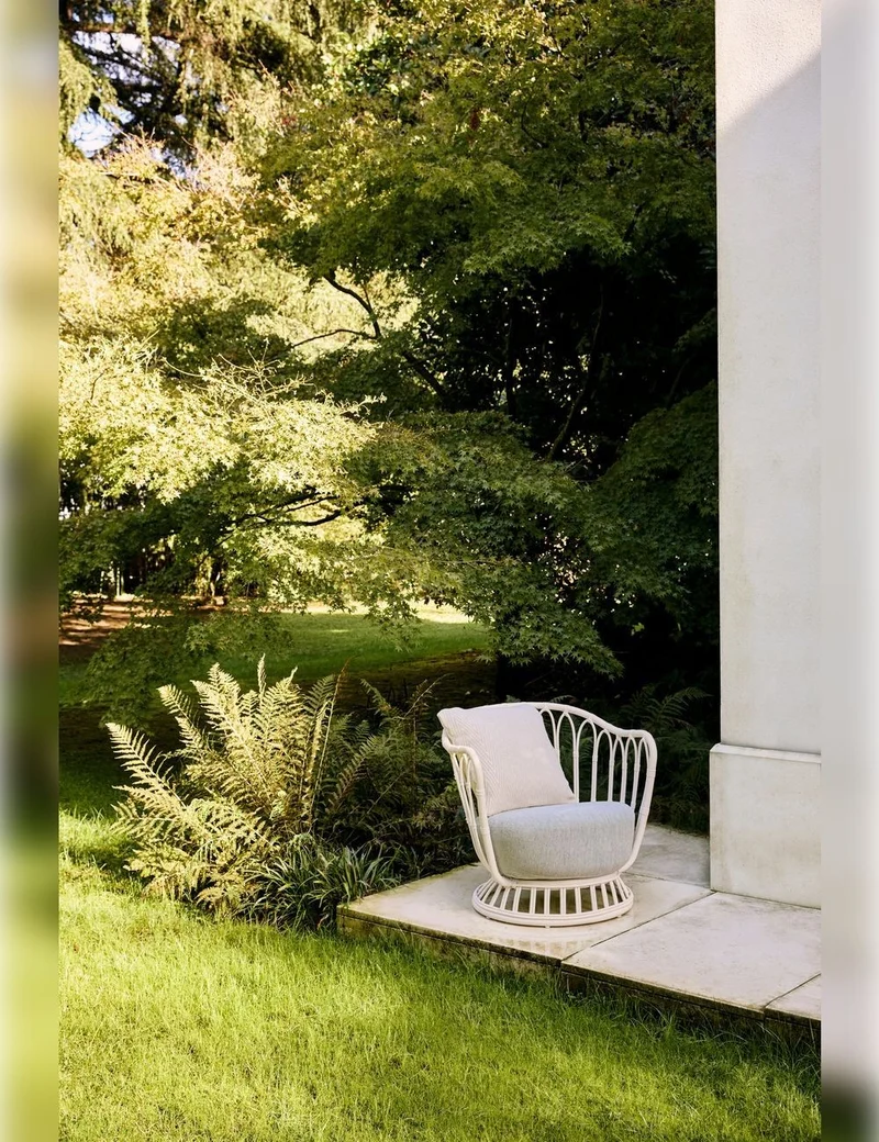 Grace lounge chair, outdoor