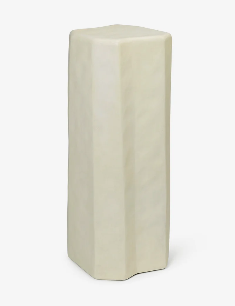 Pedestal Staffa