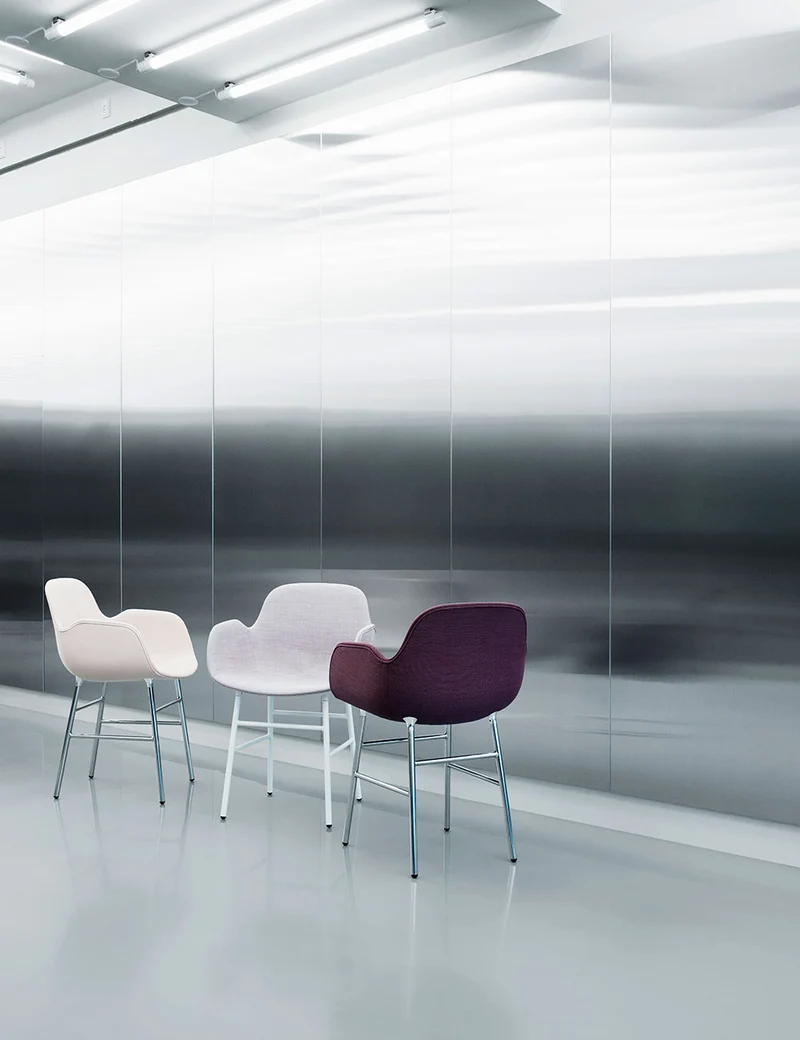 Silla brazos Form metal