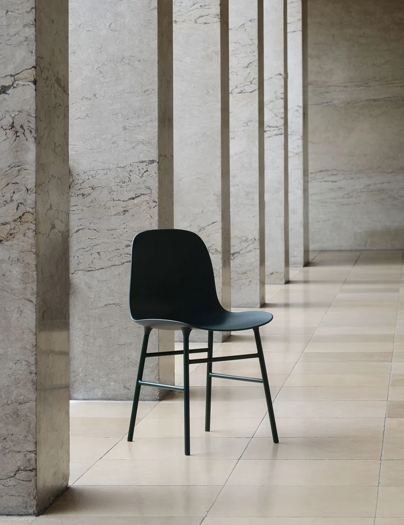 Silla Form metal