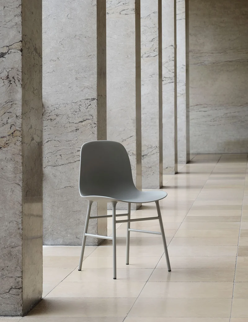 Silla Form metal