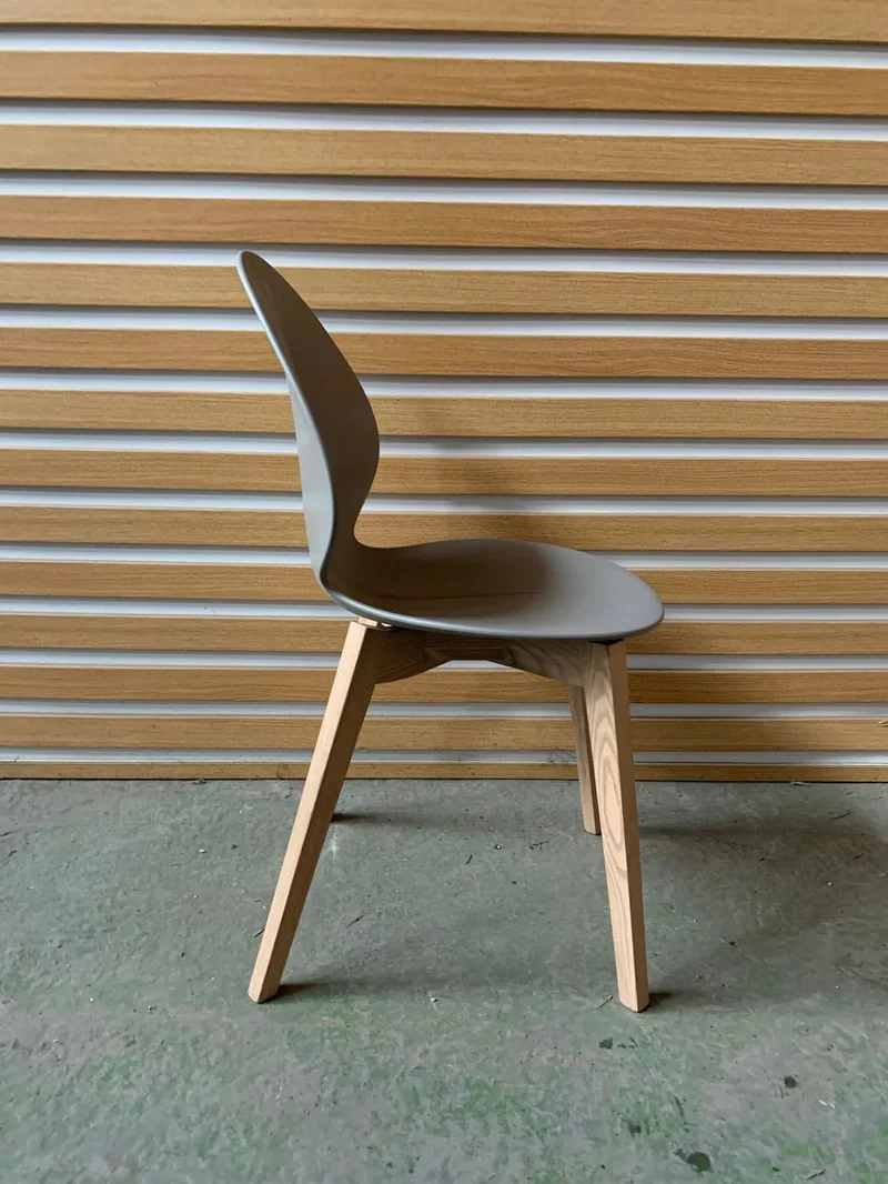Chaise Calligaris - Basil Grège (Modèles d'exposition)
