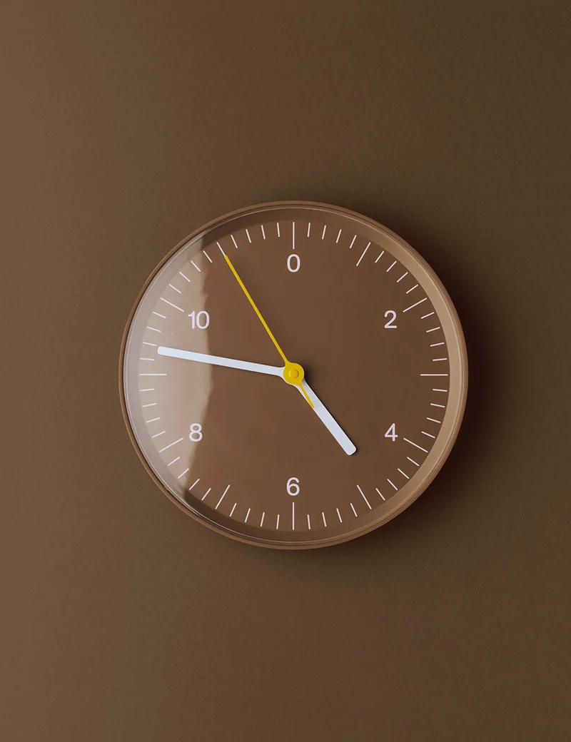 Reloj pared HAY