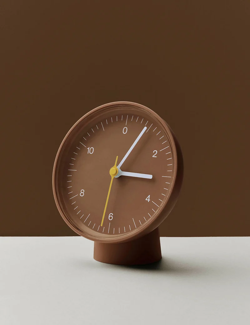 Reloj de mesa HAY
