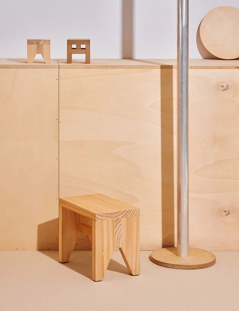 Manolito Stool short