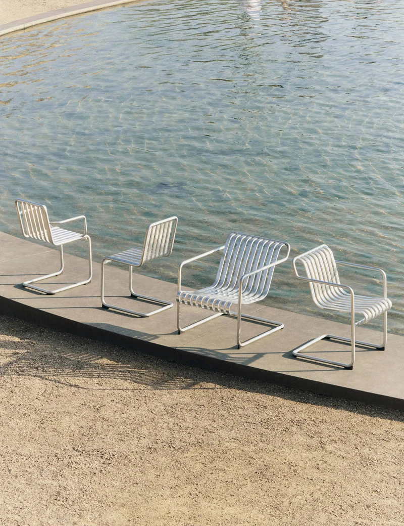 Palissade Cantilever lounge chair low