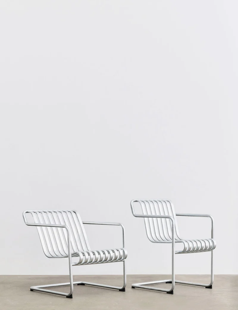 Palissade Cantilever lounge chair low
