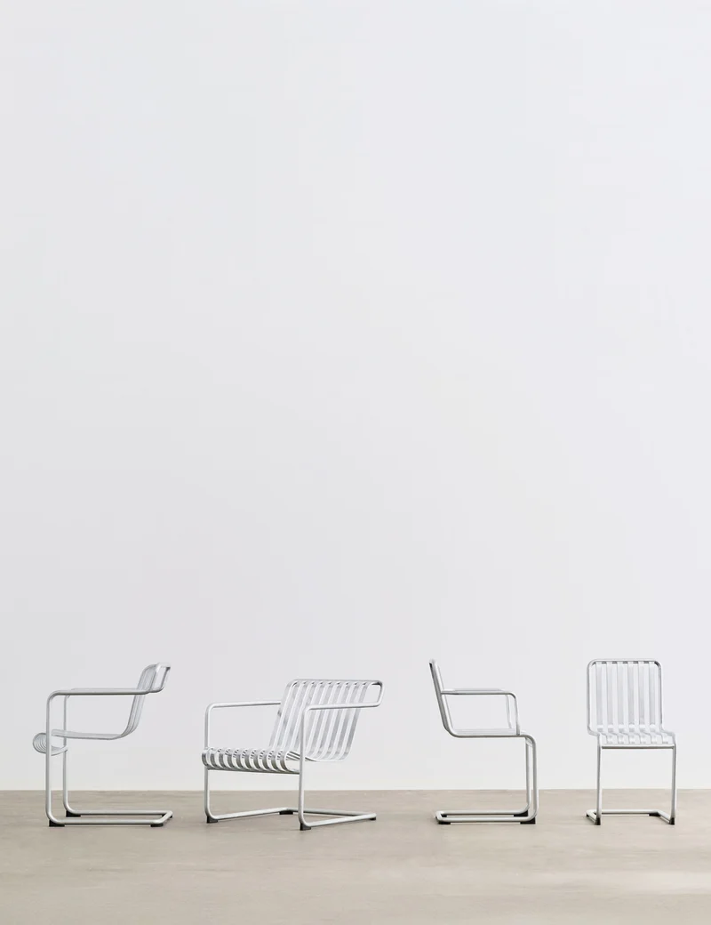 Palissade Cantilever lounge chair low