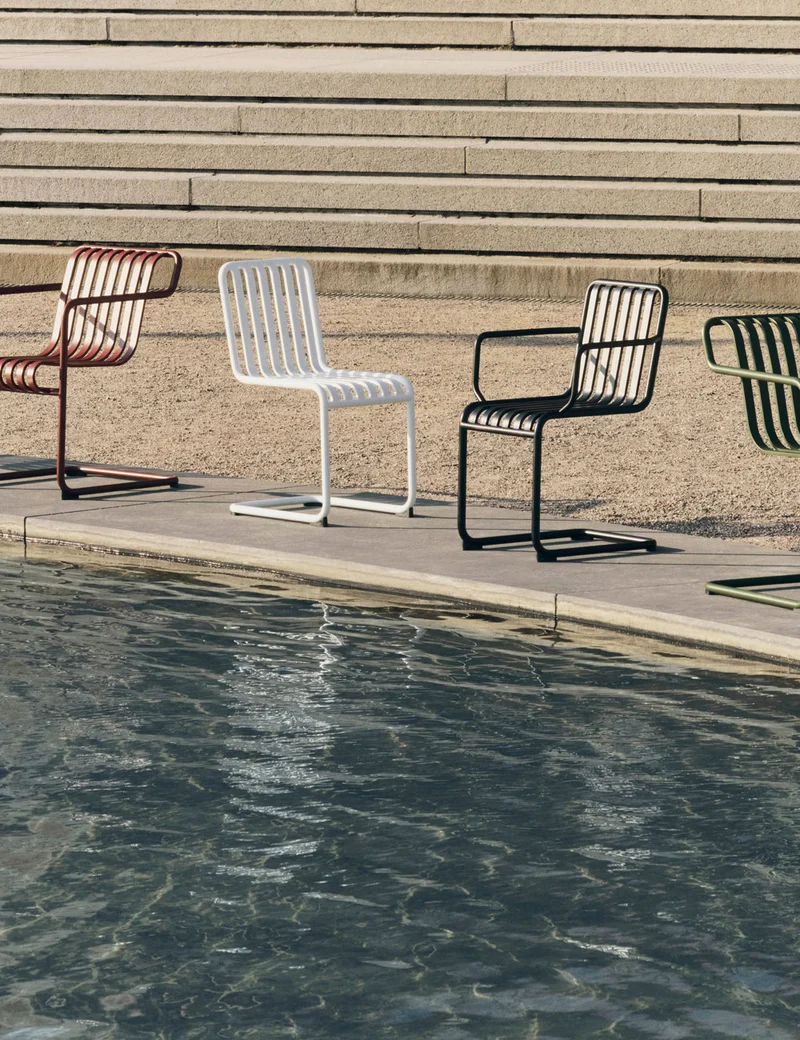 Palissade Cantilever chair