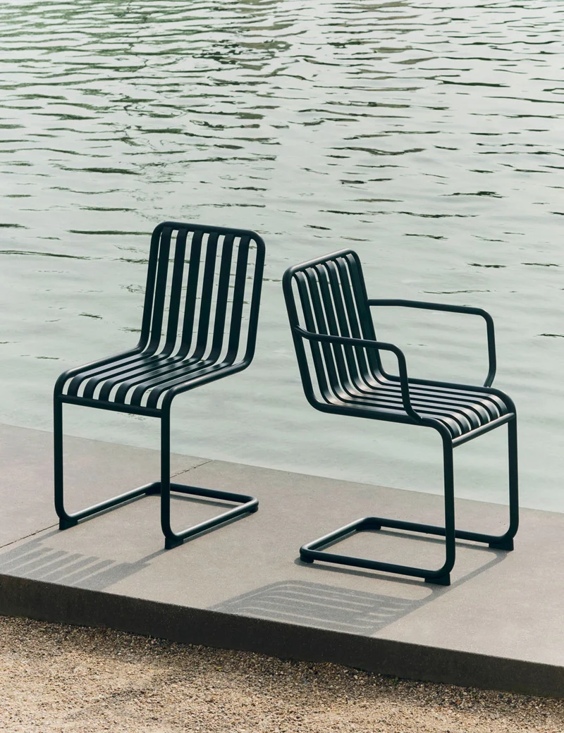 Palissade Cantilever armchair