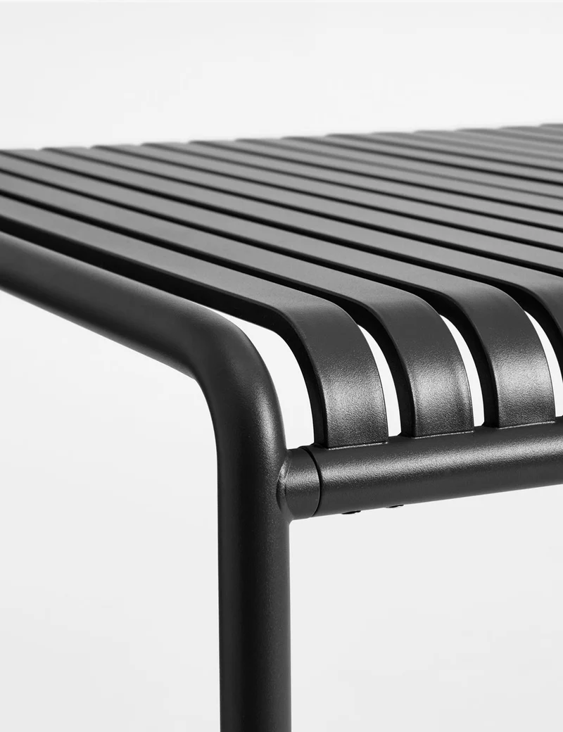 Palissade table 220