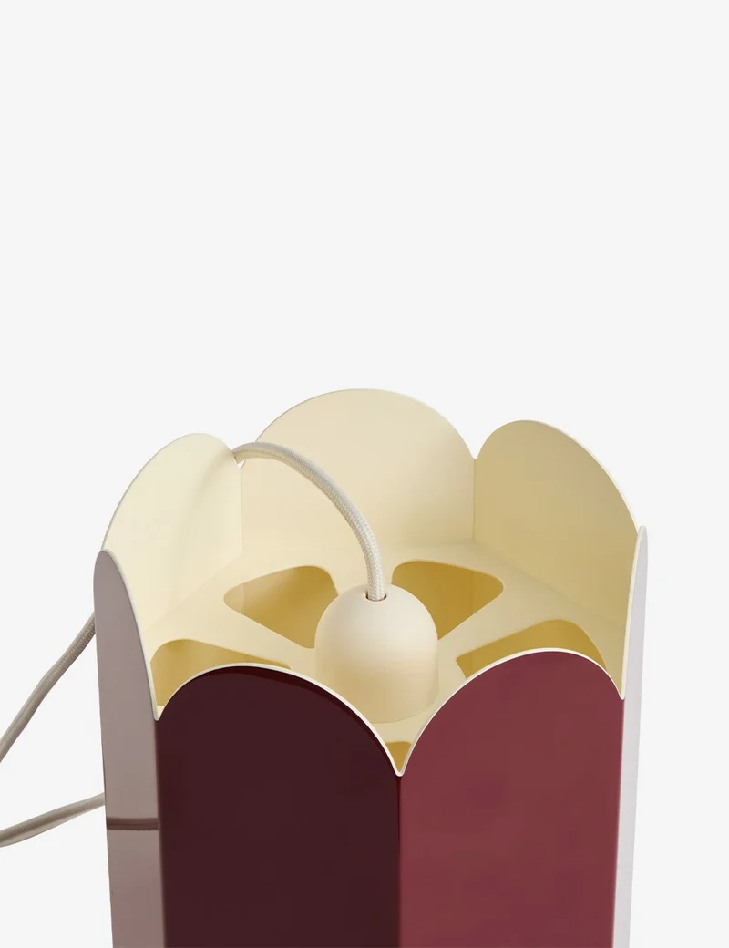 Common table cord set