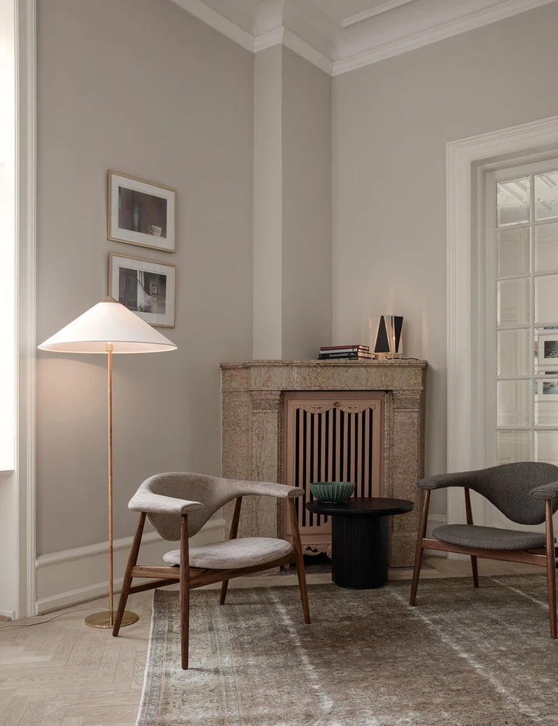 9602 floor lamp