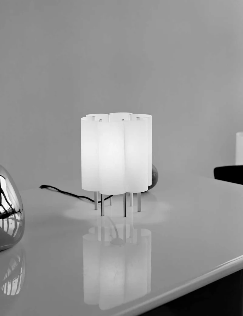 Boe table lamp
