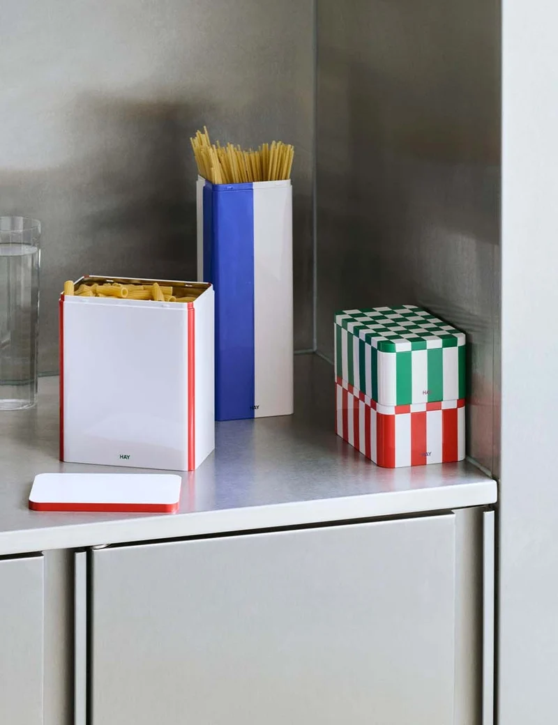 lata tin container l