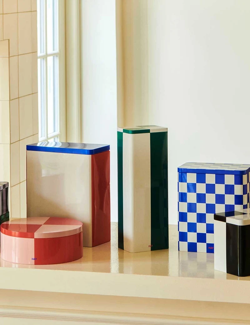 lata tin container round