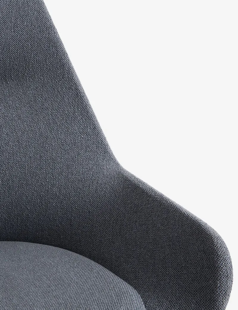o2 lounge chair