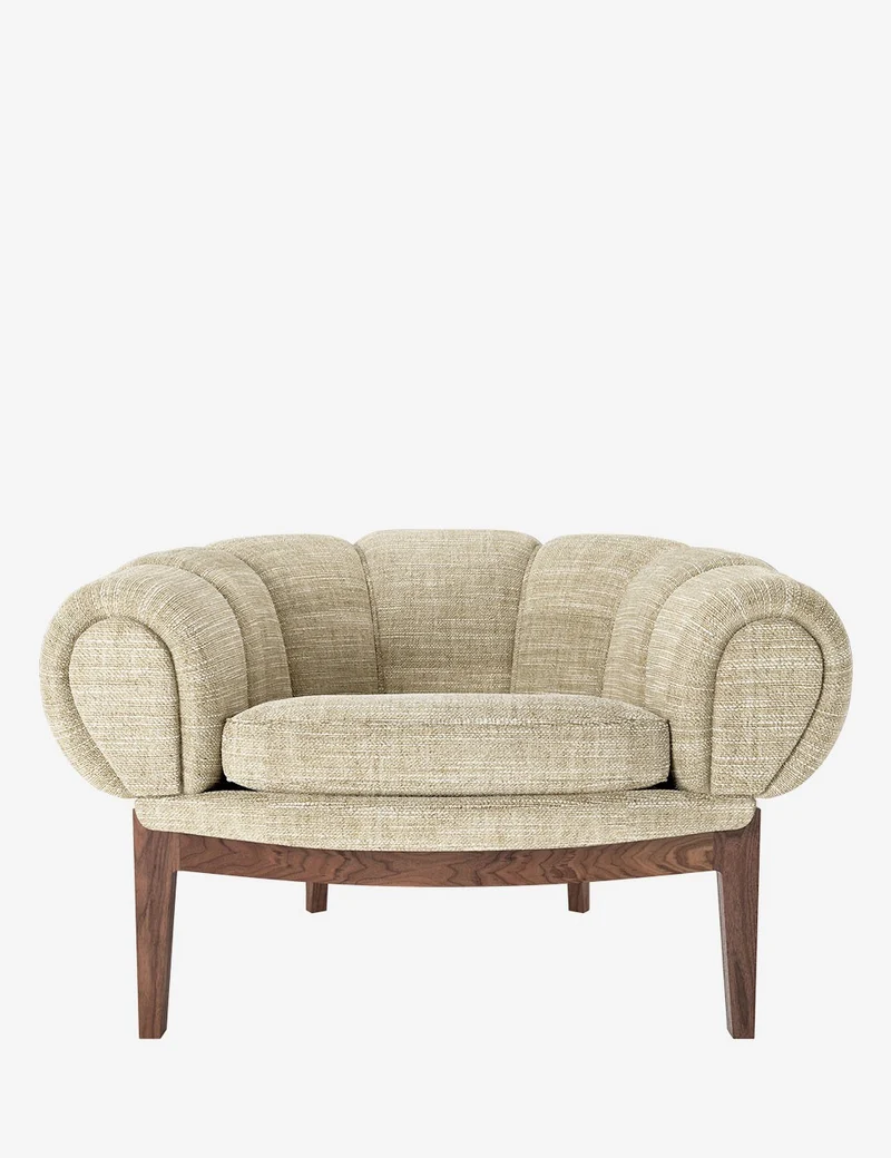 croissant lounge chair
