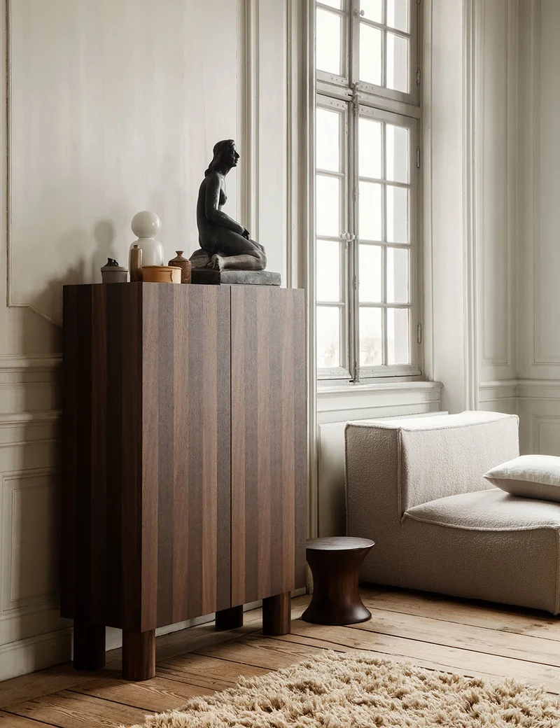 post storage cabinet