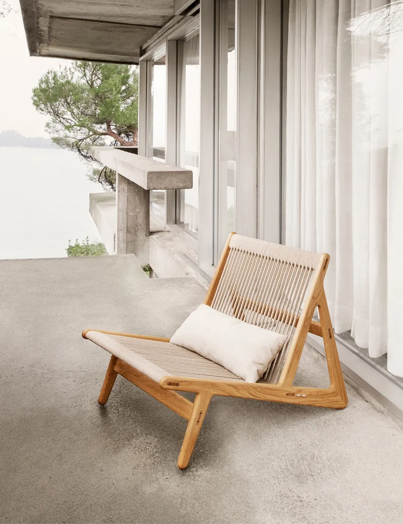 mr01 initial chair